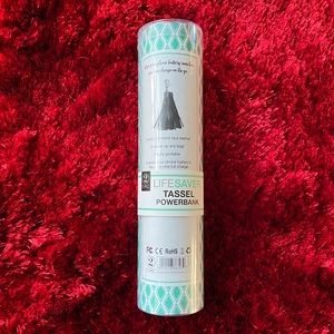 New 2Chic Life Saver Tassel Powerbank